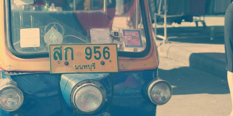 指尖上的守护神：揭秘考古修复师专用袖套的防静电与灵活性奥秘