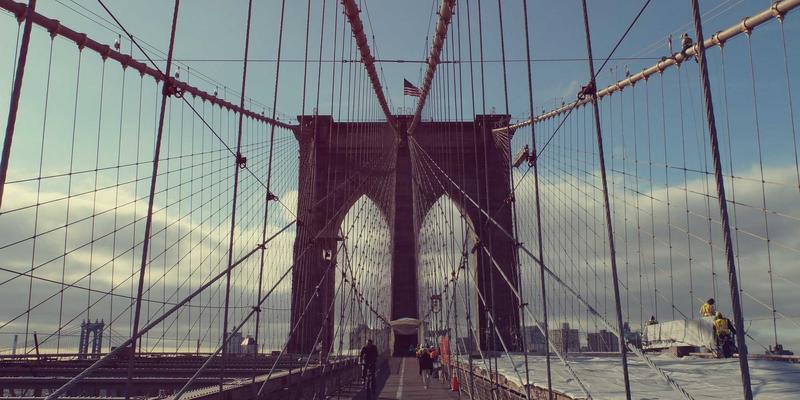 高压水射流作业的隐形盾牌：揭秘多层复合材料袖套如何抵御千钧水流